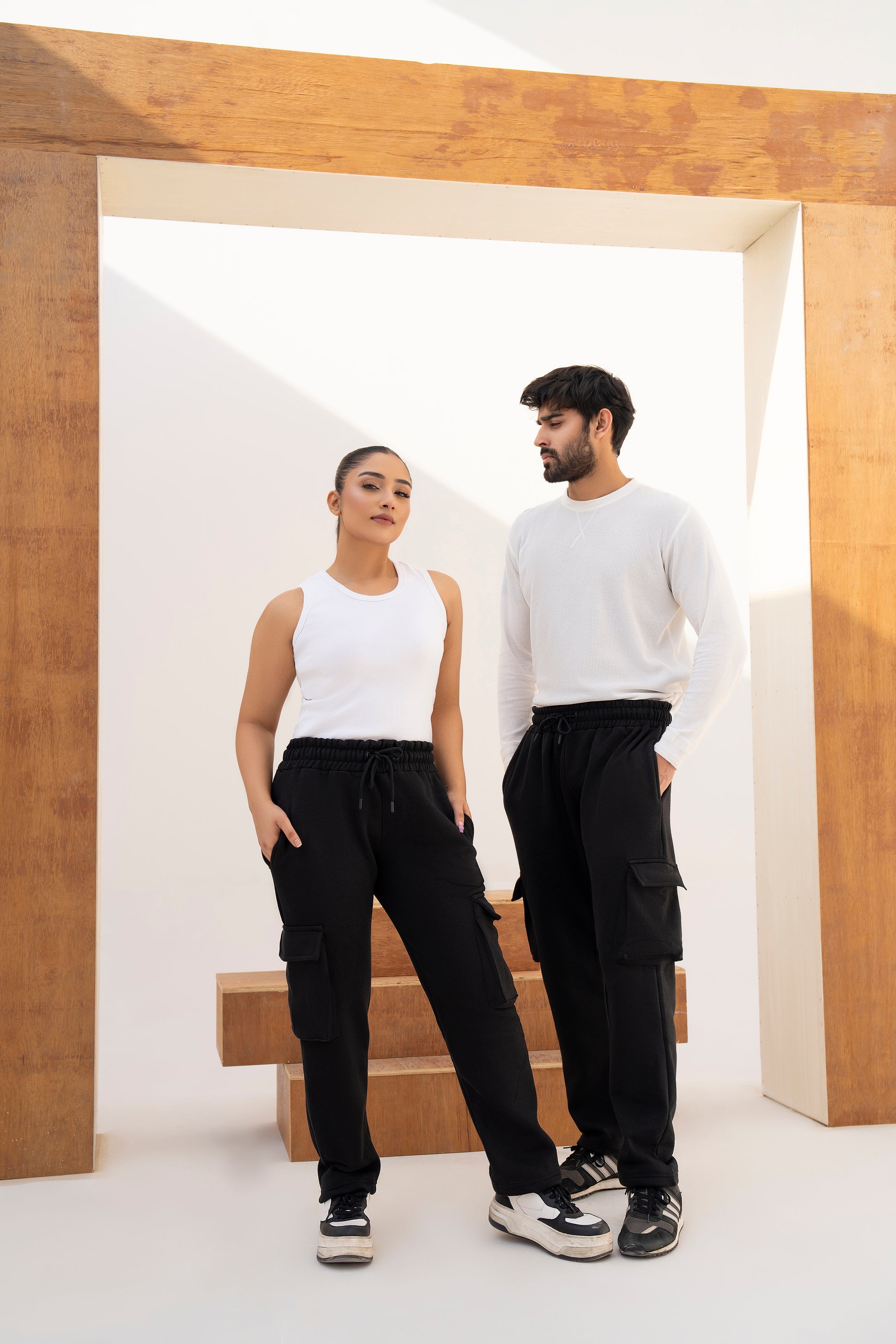 BLACK 5-POCKET CARGO TROUSER