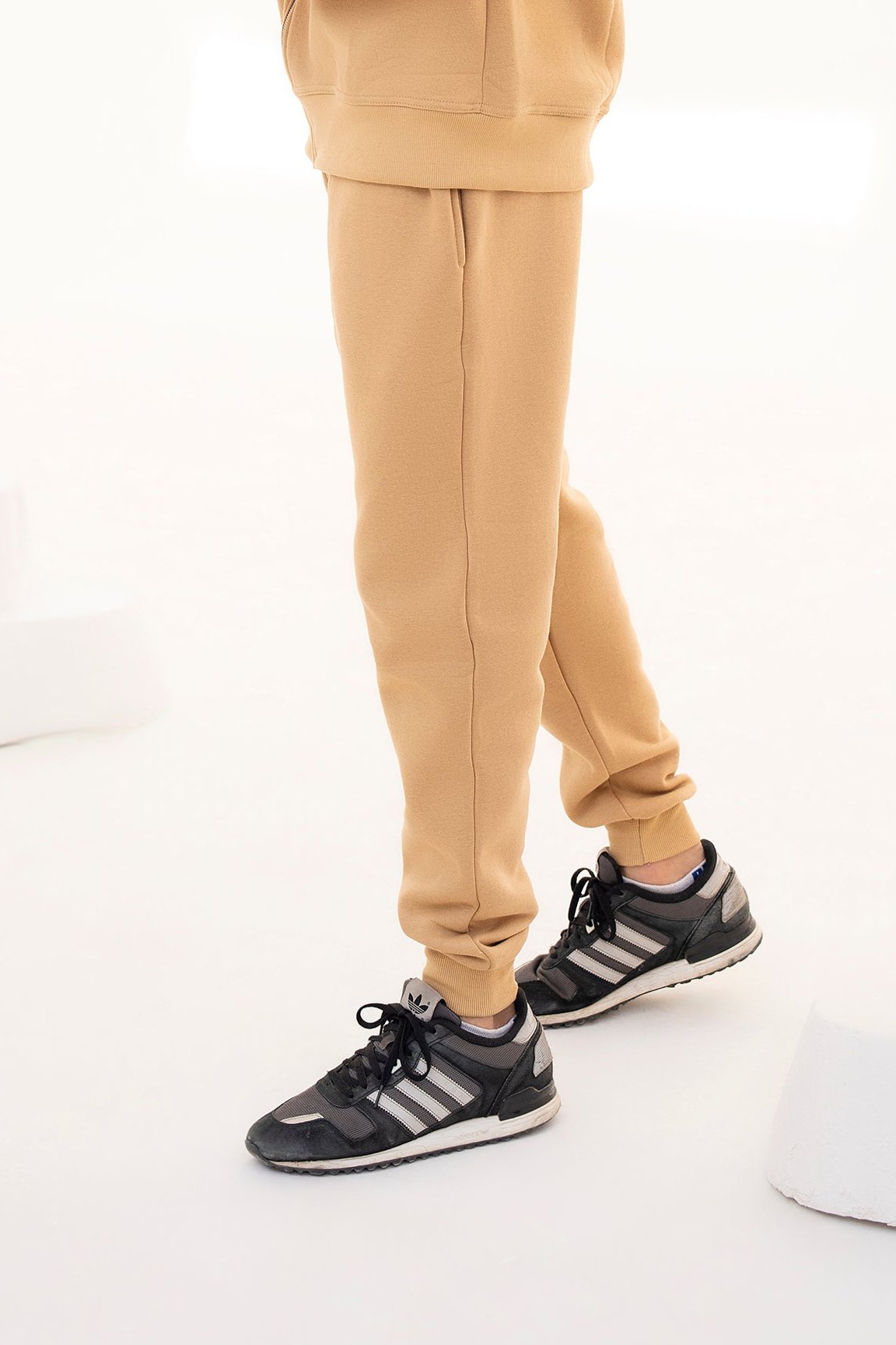 BEIGE JOGGER PANT
