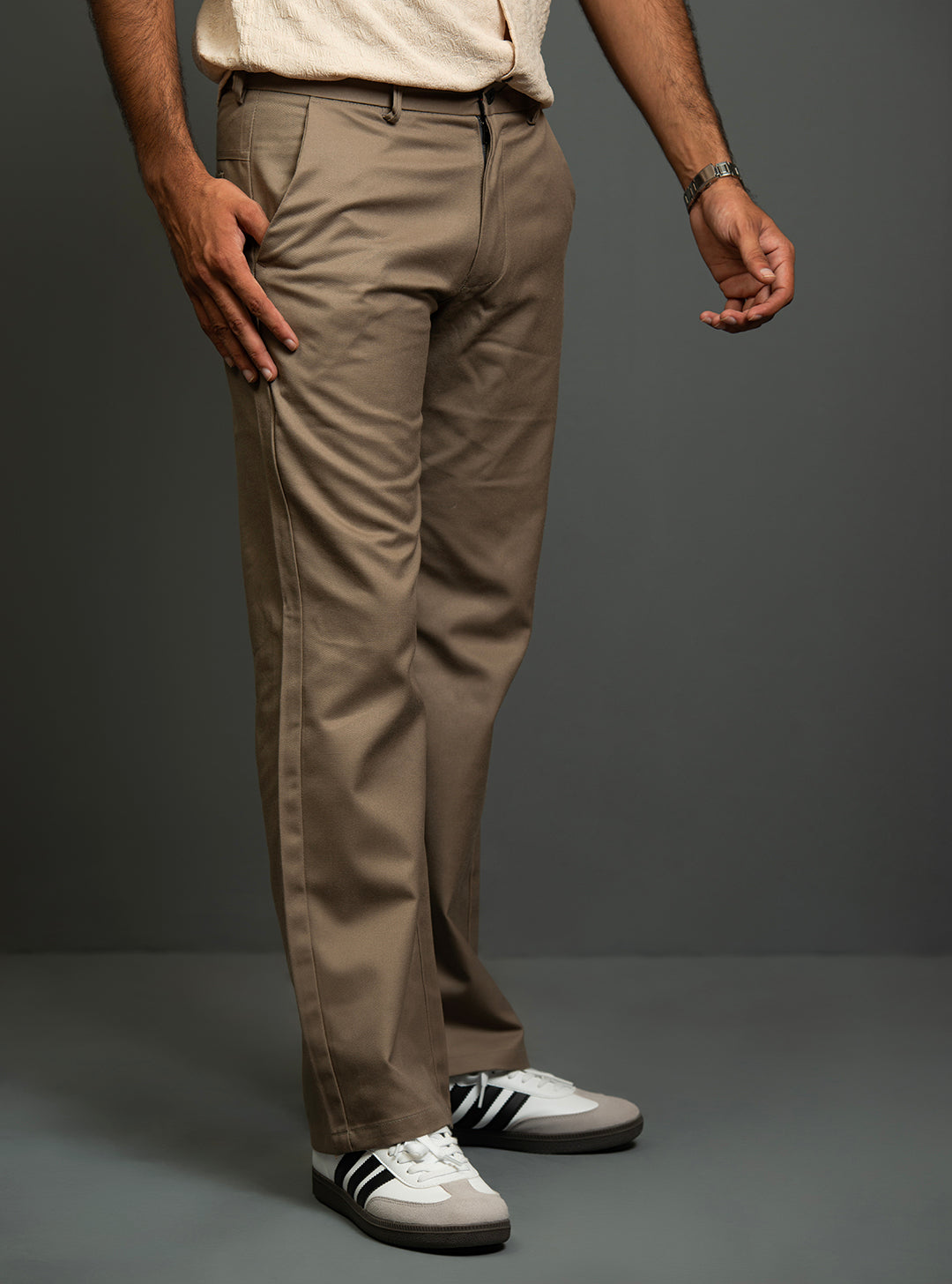 ESSENTIAL BROWN KOREAN SLACKS